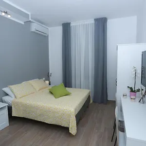  Bed & Breakfast Residenza Leone
